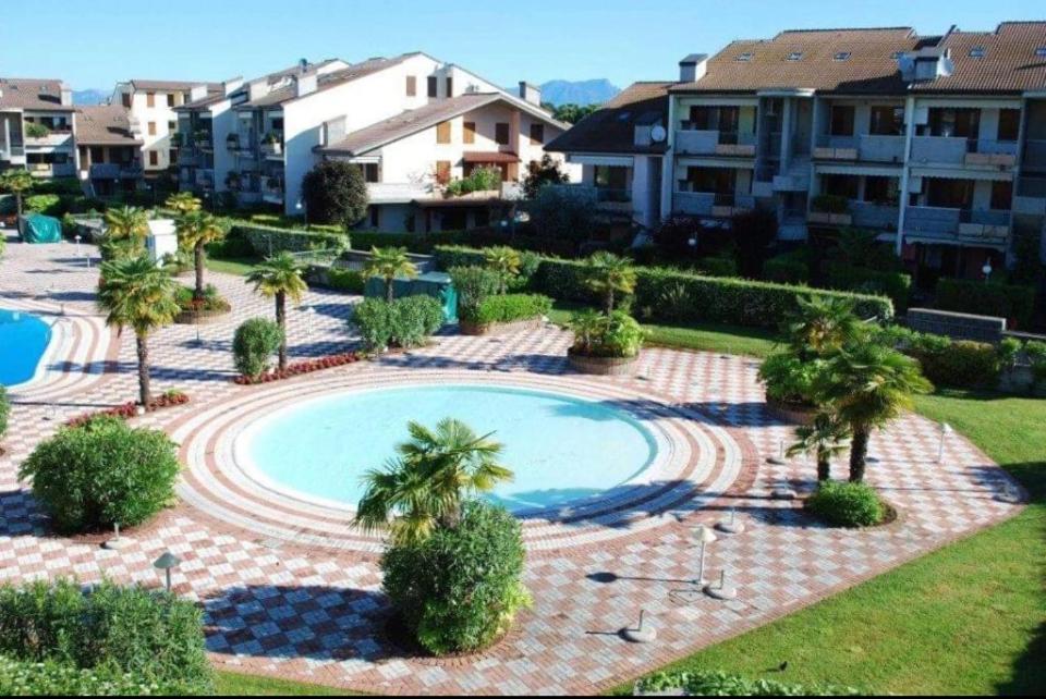 Casa Lorenzo Apartment Desenzano del Garda Exterior photo